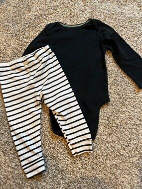 cloud island Black Long-Sleeve Bodysuit with White and Black Striped Pants